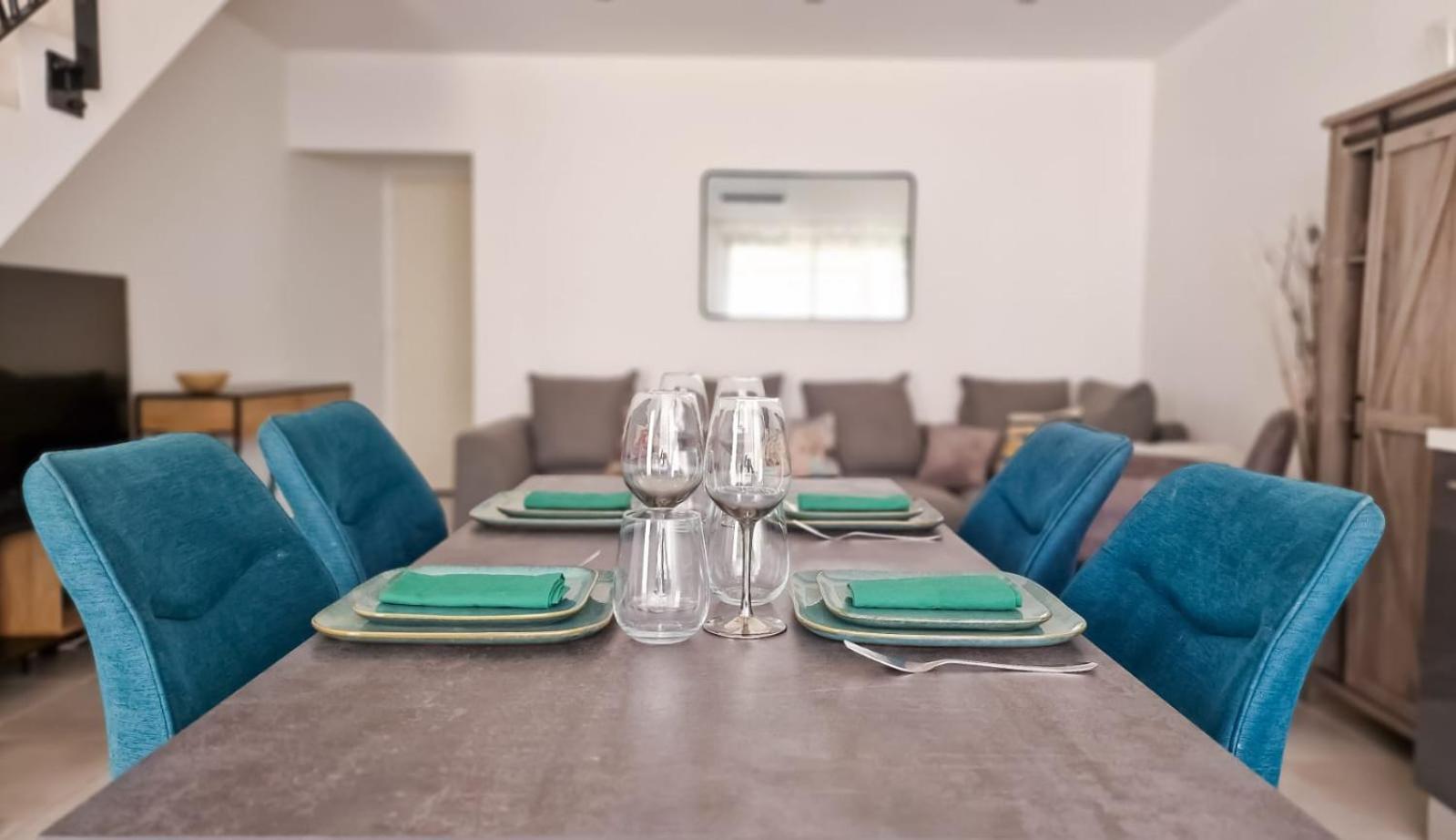 Appartement Plein Centre Bernis Экстерьер фото